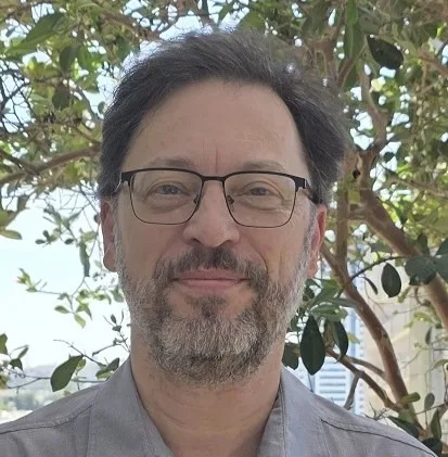 Zeev Eisenberg portrait